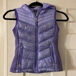 Girls puffer vest with hood